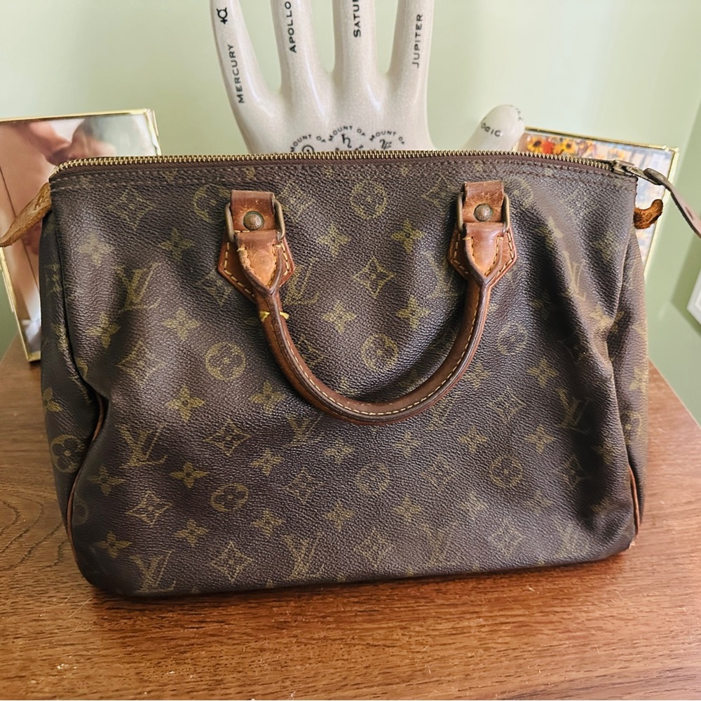 Vintage Louis Vuitton Speedy 30